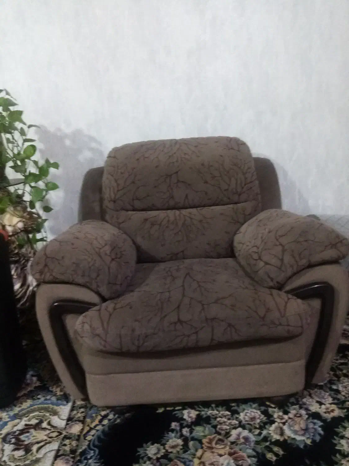 مبل 7 نفره|مبلمان خانگی و میز عسلی|شیراز, مسلم|دیوار