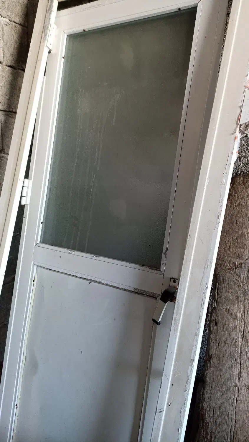 درب آلومینیومی|مصالح و تجهیزات ساختمان|آستارا, |دیوار