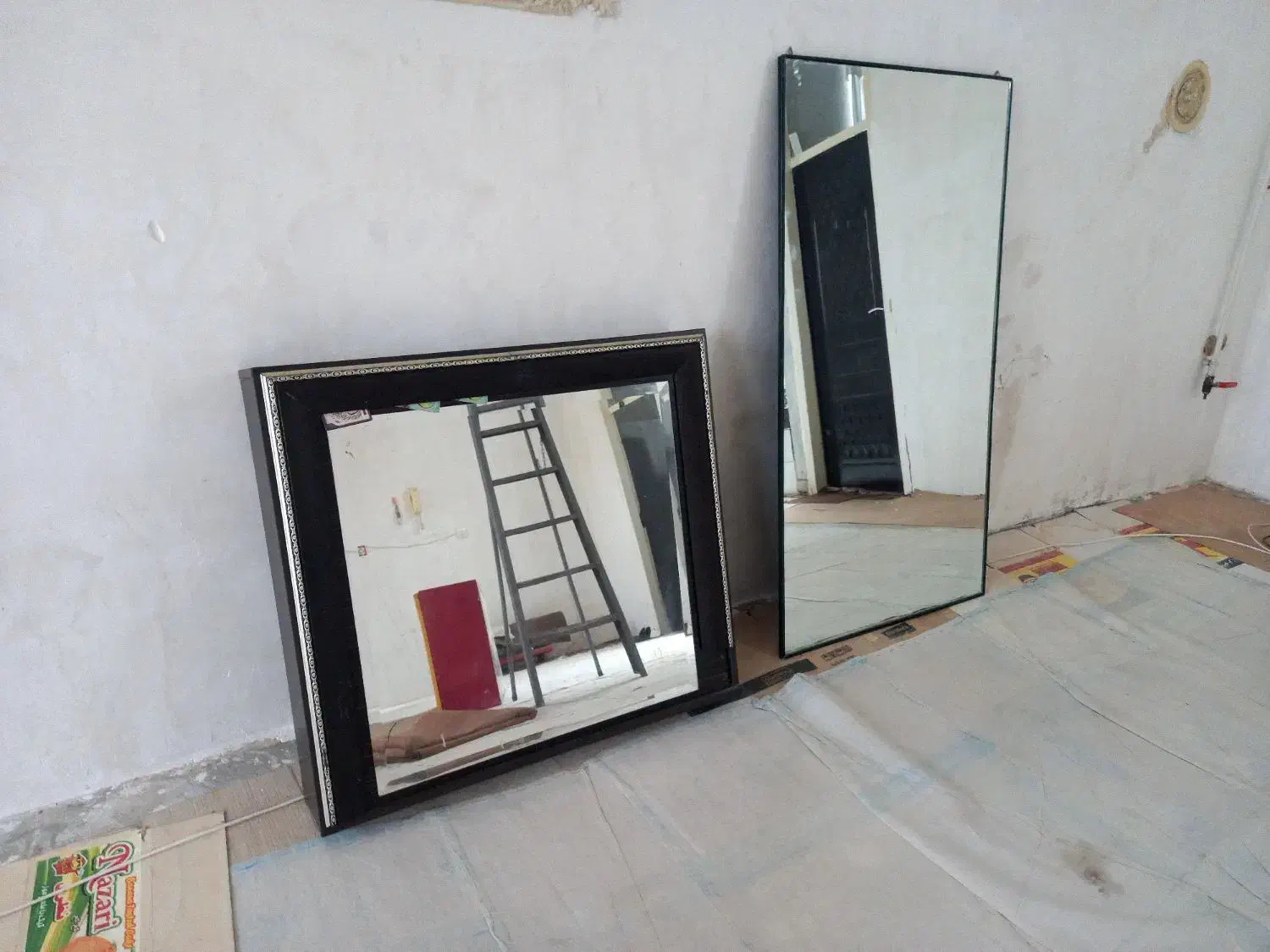 آینه|آینه|کرمانشاه, |دیوار