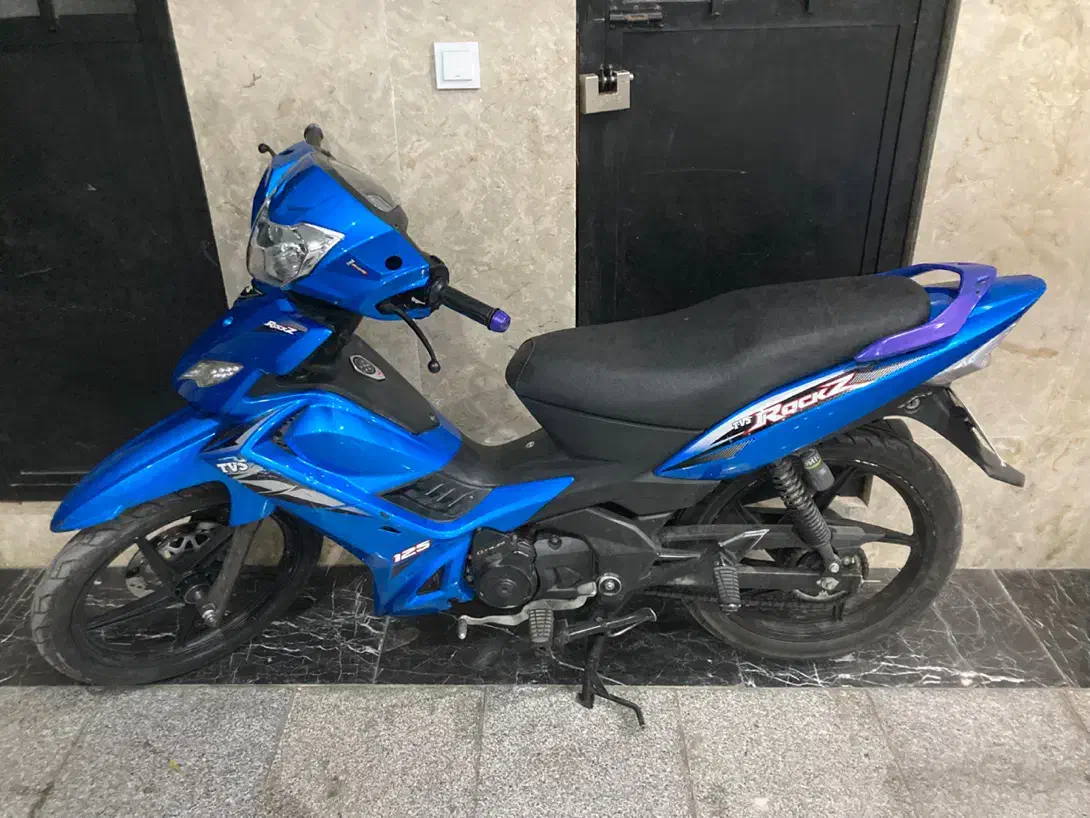 تی وی اس راکس|موتورسیکلت|تهران, بازار|دیوار