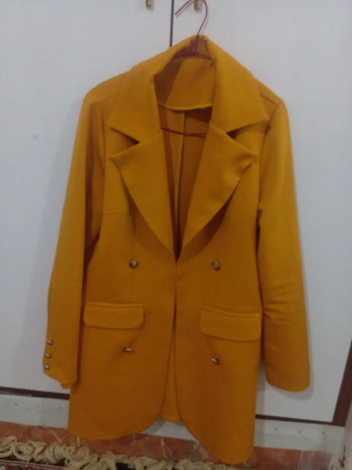 لباس|لباس|تربت جام, میان جام|دیوار