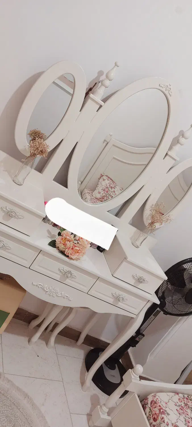 سرویس خواب به همراه تشک و رو تختی|تخت و سرویس خواب|خمام, |دیوار