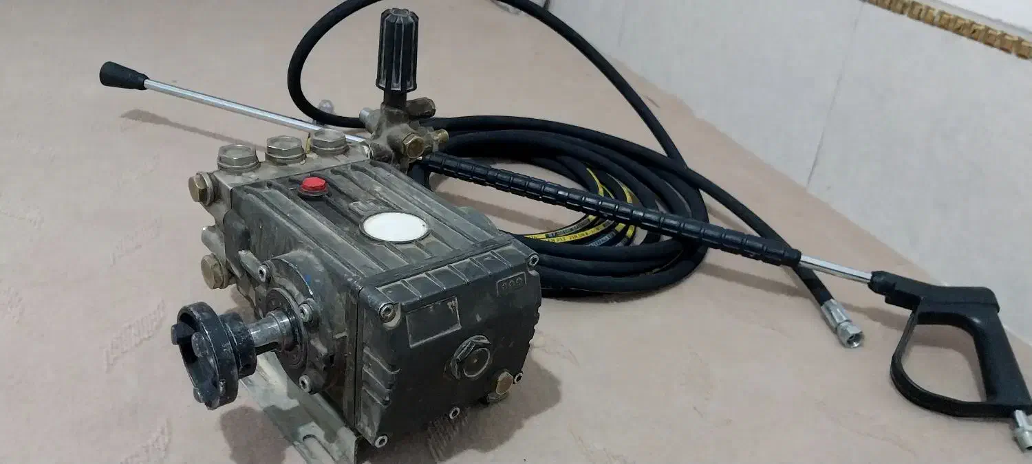 پمپ اینتر کارواش ۲۰۰ بار ایتالیایی و شیلنگ لانس|ابزارآلات|ارسنجان, |دیوار