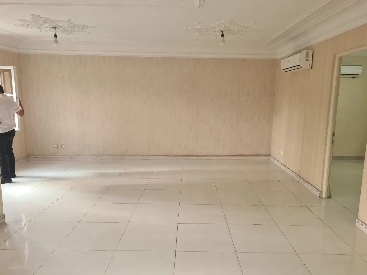 واحد اداری سنددار ۷۵ متری گلباغ نماز روبروی آتیه|فروش دفتر کار، اتاق اداری، مطب|رشت, گلباغ نماز|دیوار