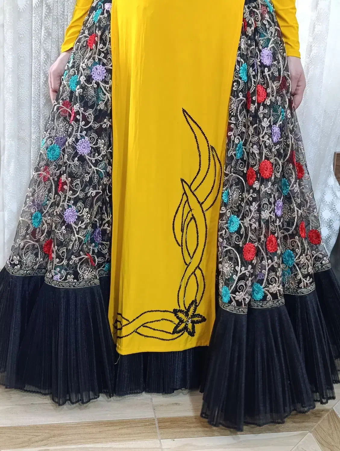 لباس محلی|لباس|نورآباد ممسنی, |دیوار