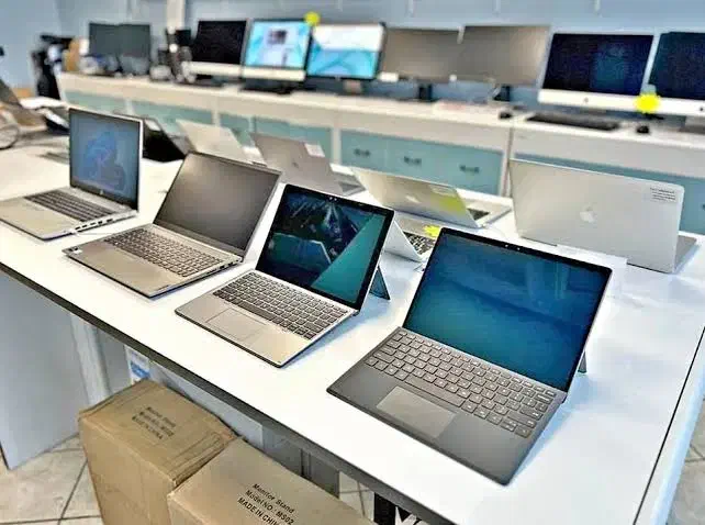 فروش اقساط لپتاپ فقط برای بازنشسته بدون چک پیش|رایانه همراه|تهران, میرداماد|دیوار