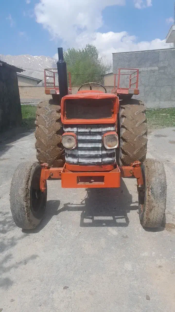 تراکتور ۱۸۵ فرگوسن|خودرو سنگین|فریدونشهر, |دیوار