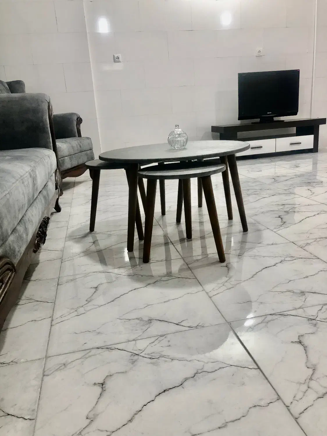 ساختمان دربست/بسیار تمیز/شیک|اجارهٔ کوتاهمدت آپارتمان و سوئیت|مشهد, شهرک رازی (شهرک غرب)|دیوار