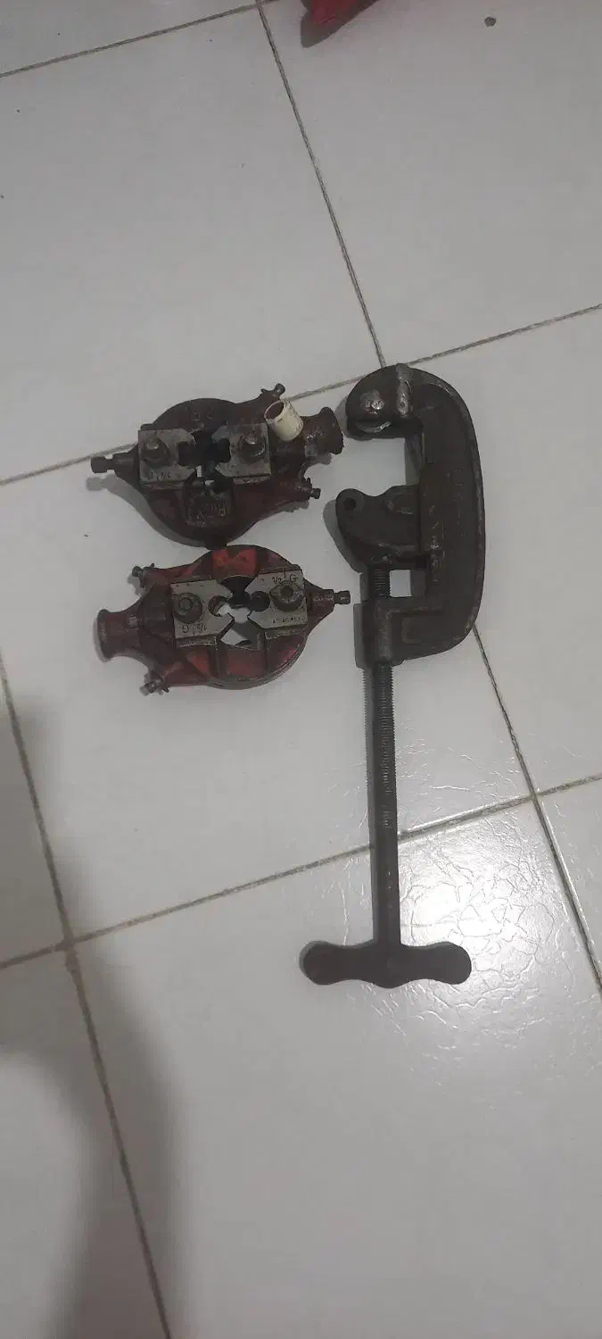 حدیده رکس(قلاویز)|ابزارآلات|کرمانشاه, |دیوار