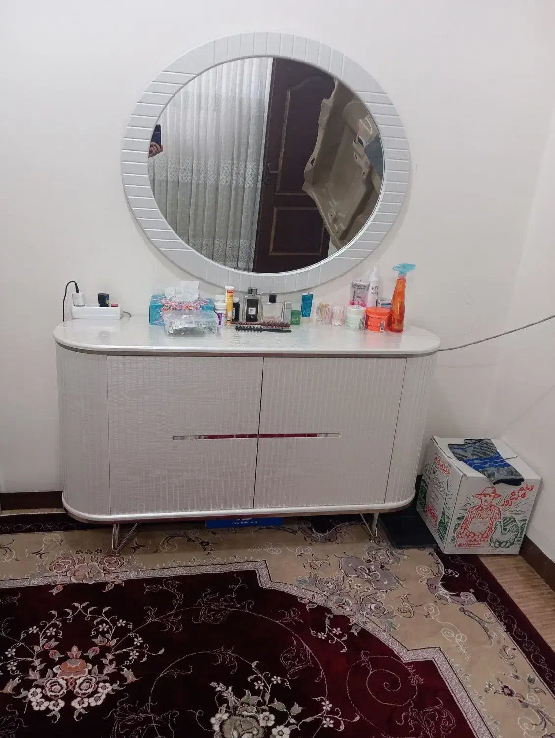 آیینه کنسول|بوفه، ویترین، کنسول|آبدانان, |دیوار