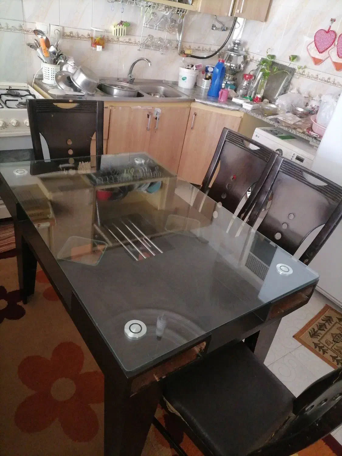 میز نهار خوری|میز و صندلی غذاخوری|سبزوار, قصبه غربی|دیوار