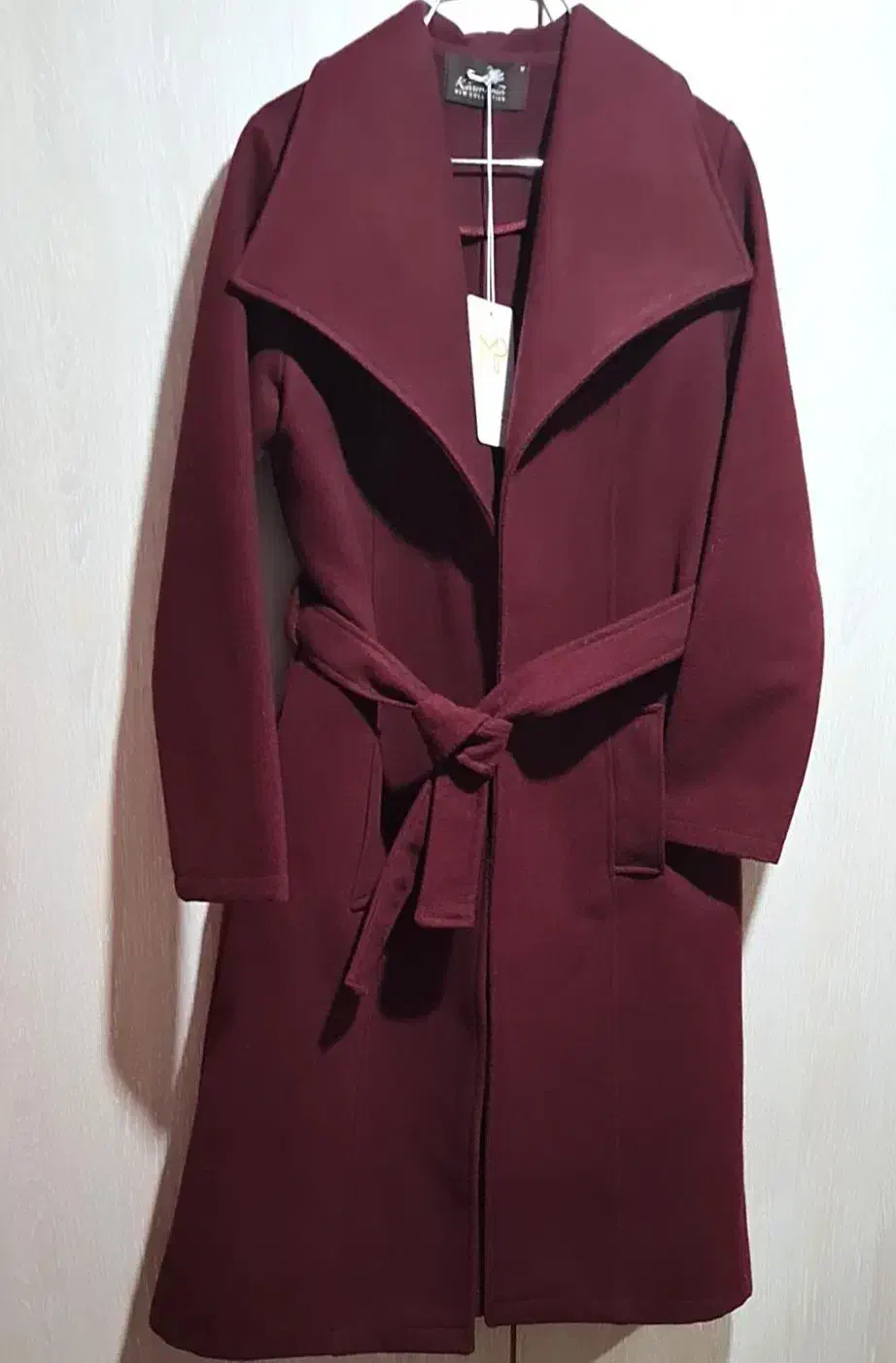 پالتو فوتر زرشکی شیک - رنگ ترند امسال|لباس|رباط‌کریم, رباط‌کریم|دیوار