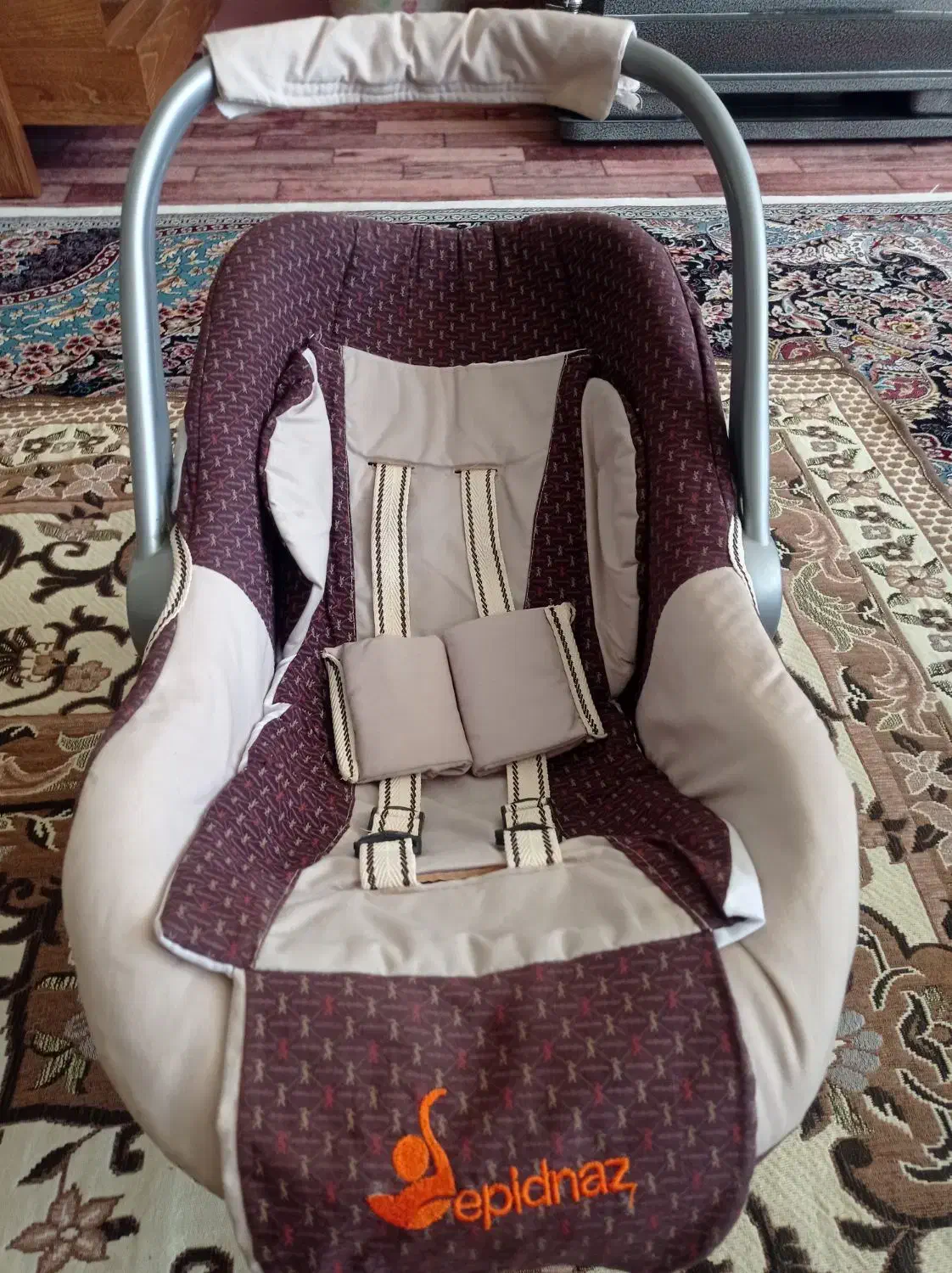 کریر قنداق فرنگی وتاب|کالسکه و لوازم جانبی|بروجن, |دیوار