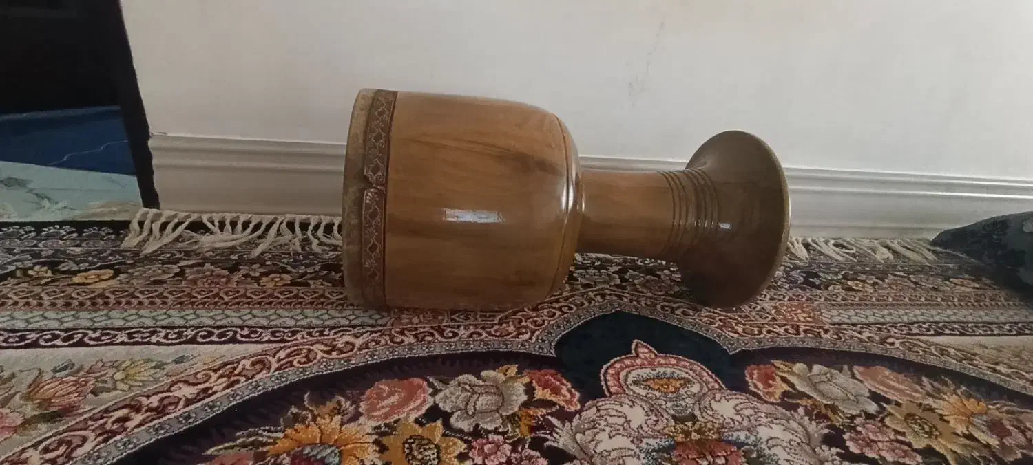 تنبک  شیرانی تک مهر چوب گردو|سازهای سنتی|نورآباد, |دیوار