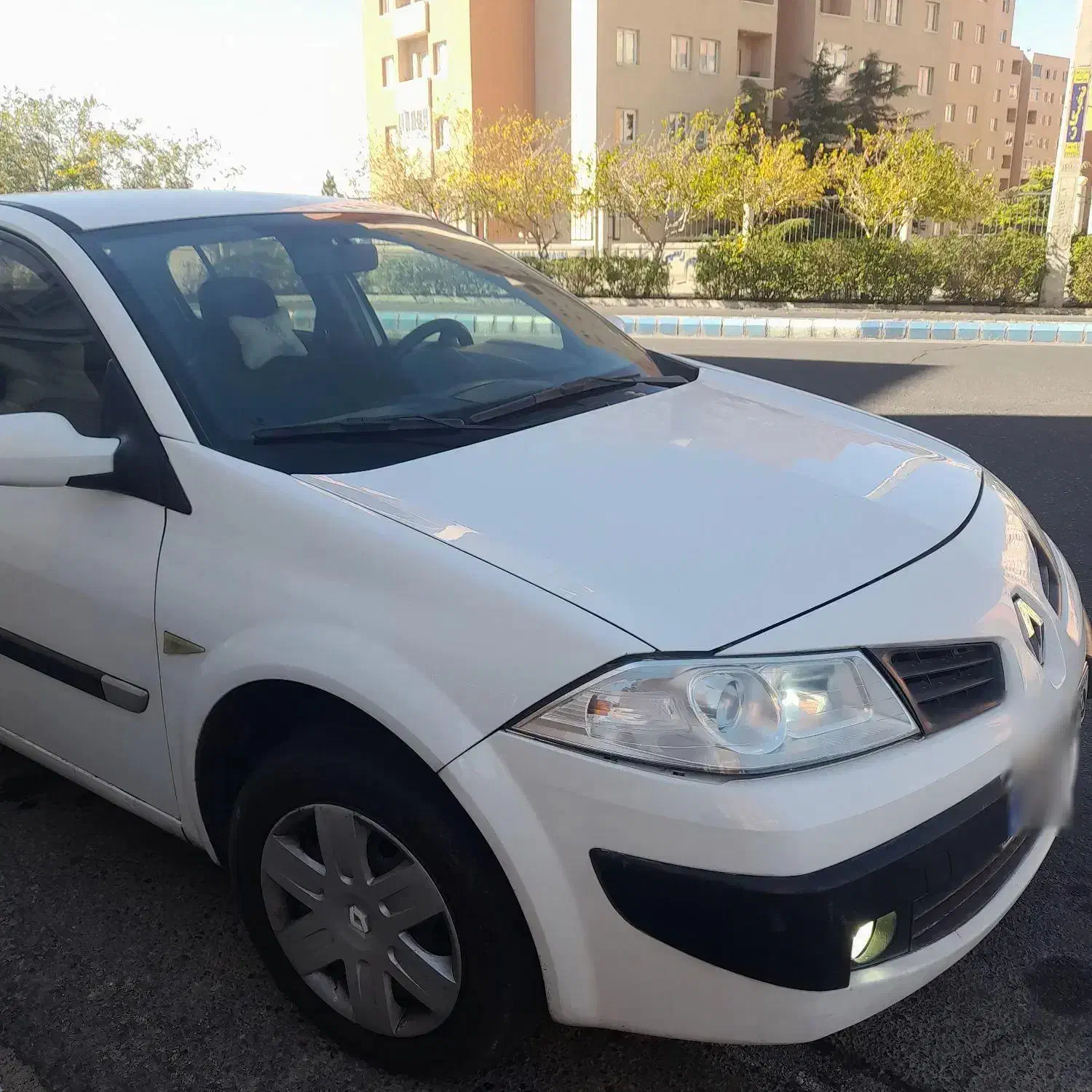 مگان ۸۷دنده سفید|خودرو سواری و وانت|سهند, |دیوار