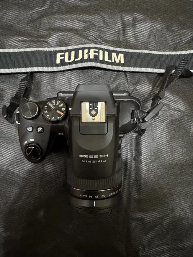 FUJIFILM FinePix HS25 EXR بسیار تمیز و کمکارکرد|دوربین عکاسی و فیلمبرداری|بندرعباس, |دیوار