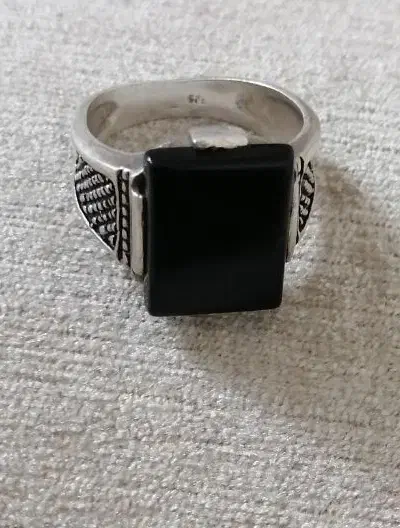 انگشترعقیق نو|جواهرات|نیشابور, کوی یغما|دیوار