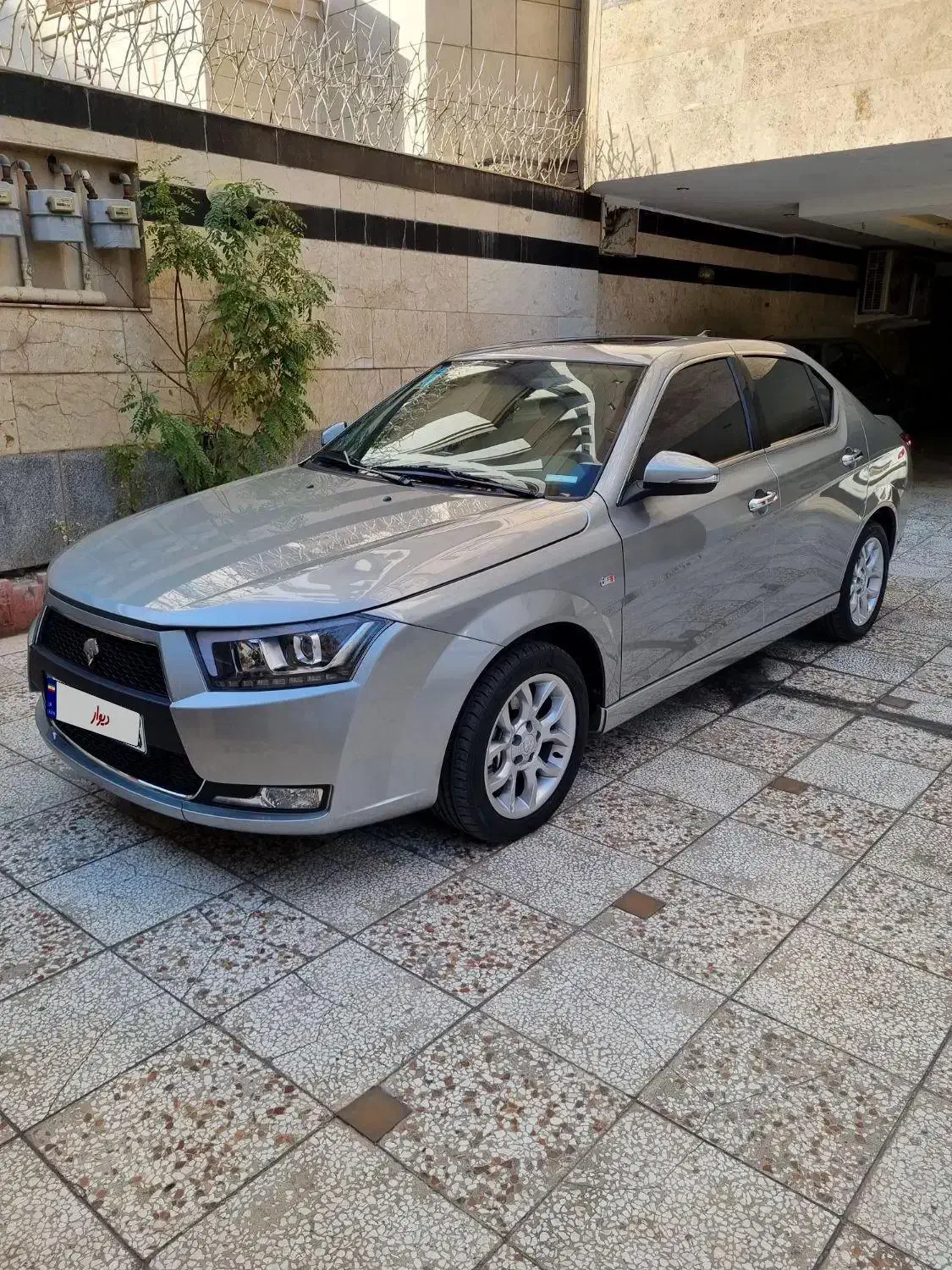 دنا پلاس اتومات (تیتانیوم)|خودرو سواری و وانت|مشهد, سید رضی|دیوار