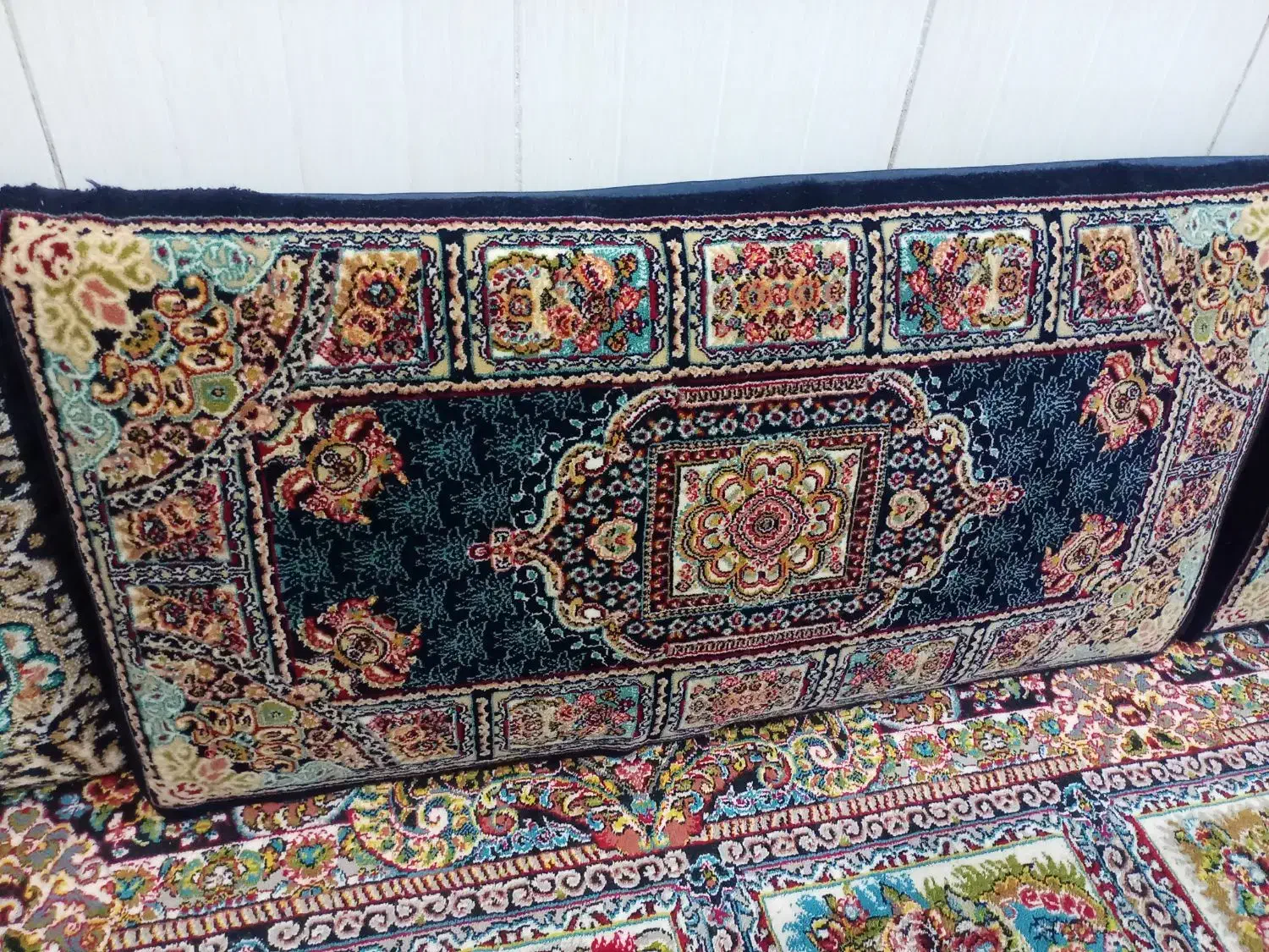 پشتی|پشتی|بیرجند, |دیوار