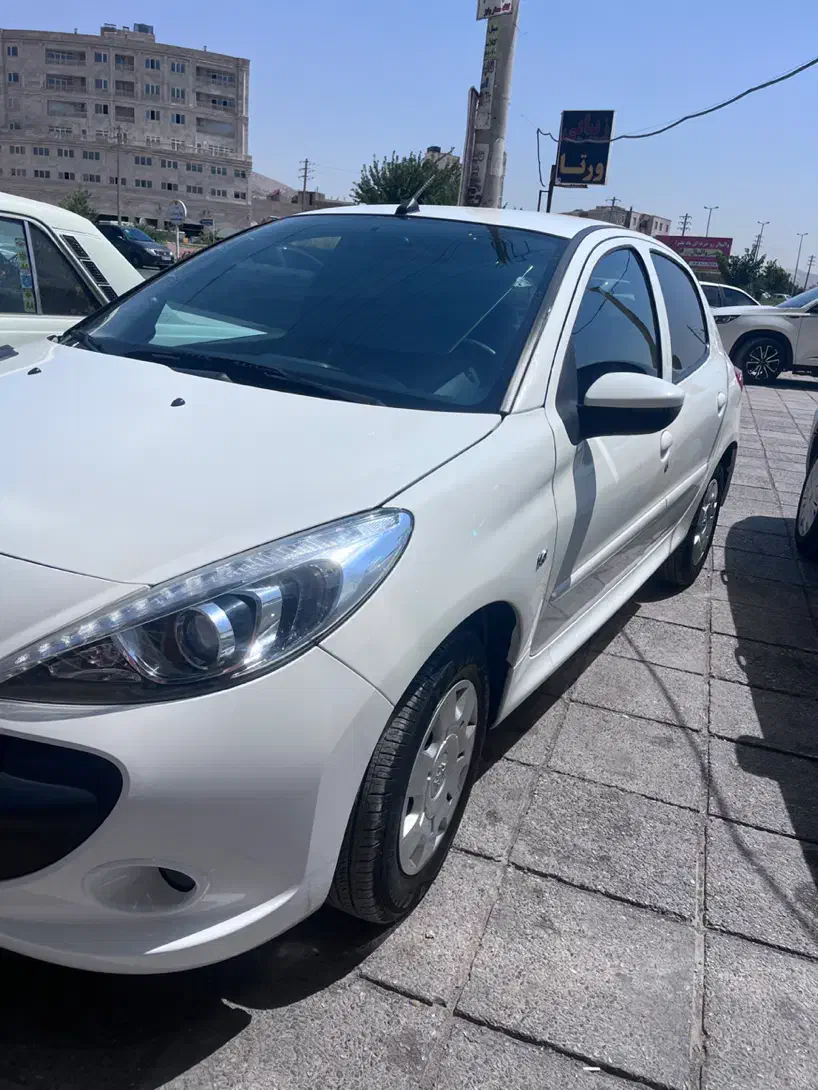 فروش و تهاتر ۲۰۷ معاوضه با اریزو،ام وی ام،جک اس۵|خودرو سواری و وانت|شیراز, شهرک گلستان|دیوار