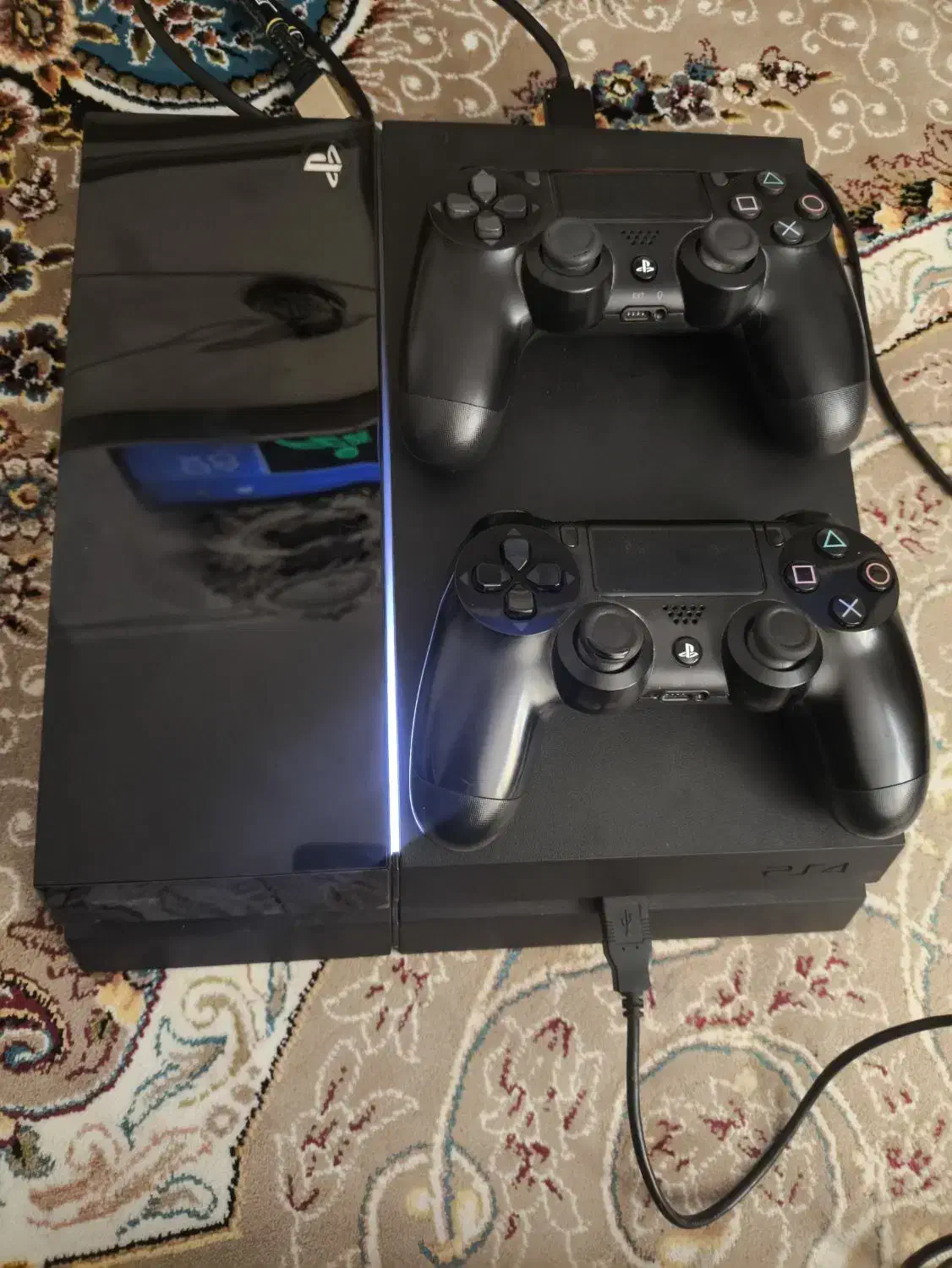 ps4 fat دو دسته با بازی|کنسول، بازی ویدئویی و آنلاین|دوگنبدان, |دیوار