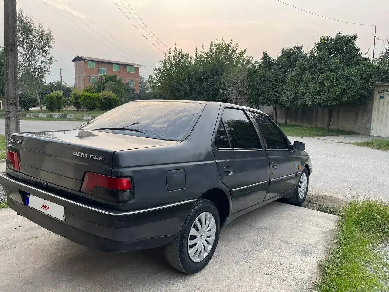 پژو ۴۰۵ مدل ۸۳ نوک مدادی متالیک|خودرو سواری و وانت|قائمشهر, |دیوار