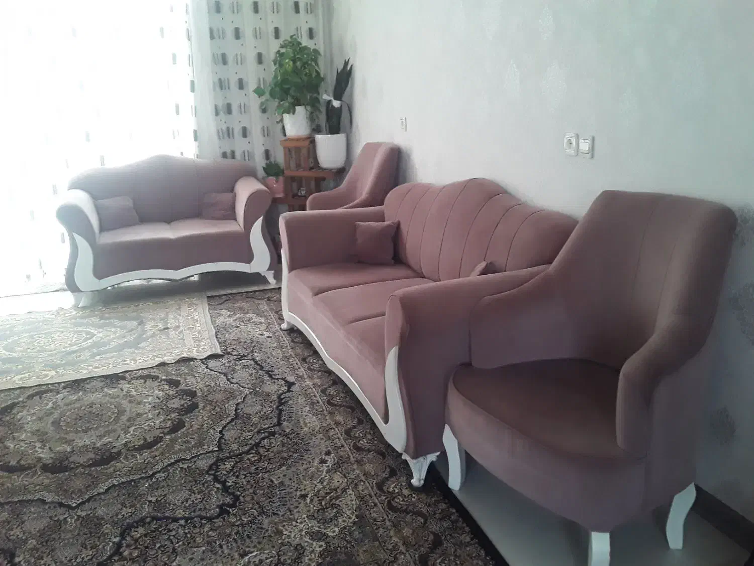 مبل خانگیکامل تمییزبدو|مبلمان خانگی و میز عسلی|اصفهان, قهجاورستان|دیوار