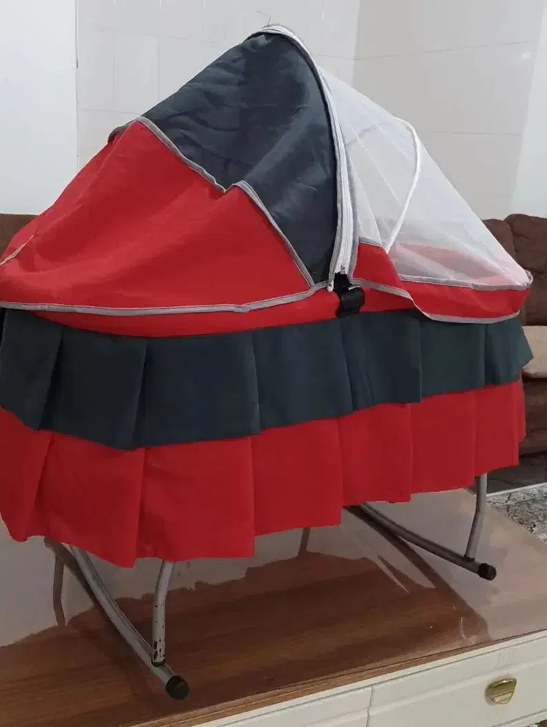 گهواره|اسباب و اثاث بچه|خرم‌آباد, |دیوار