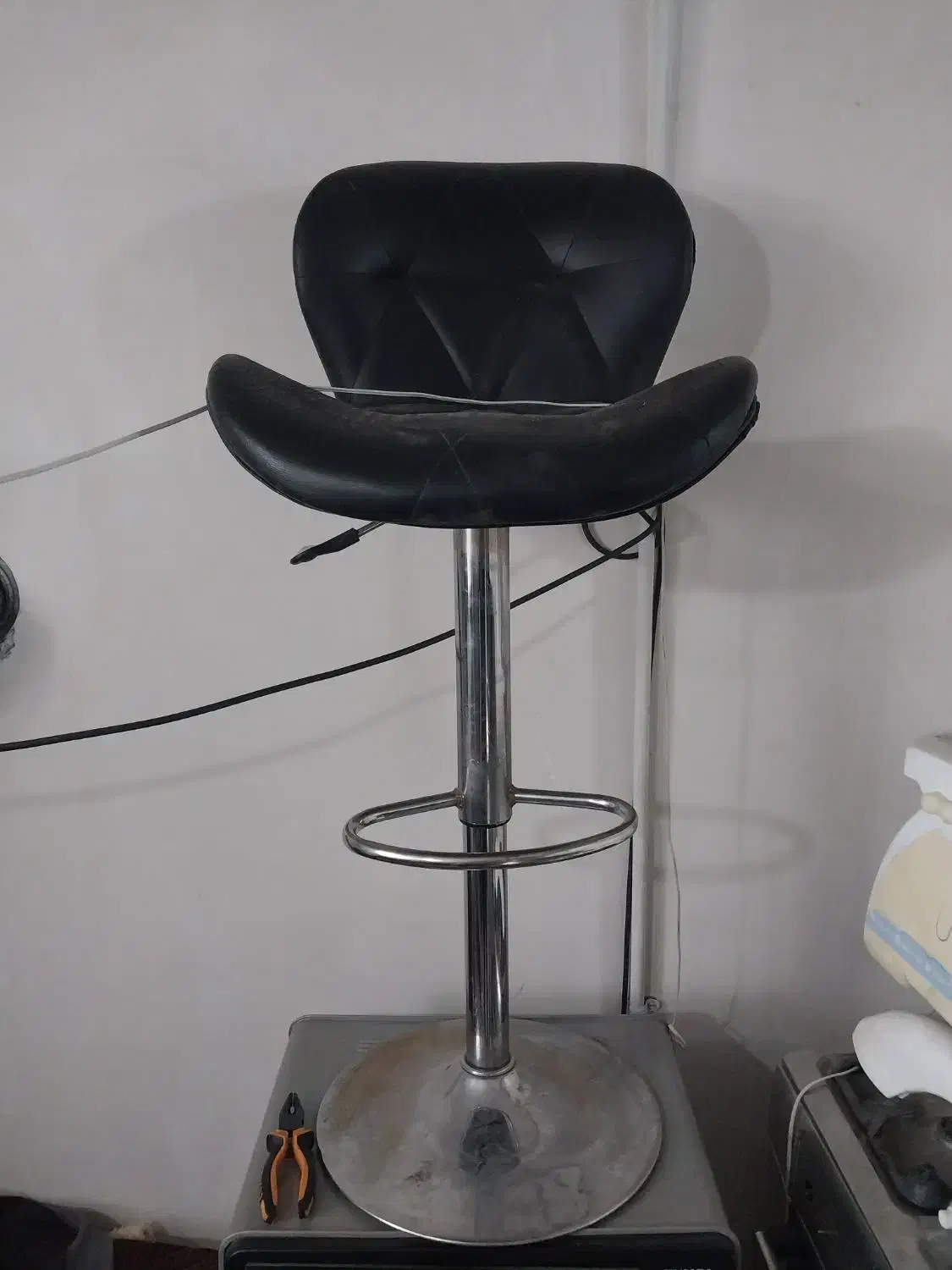 صندلی اوپنی|صندلی و نیمکت|بیرجند, |دیوار