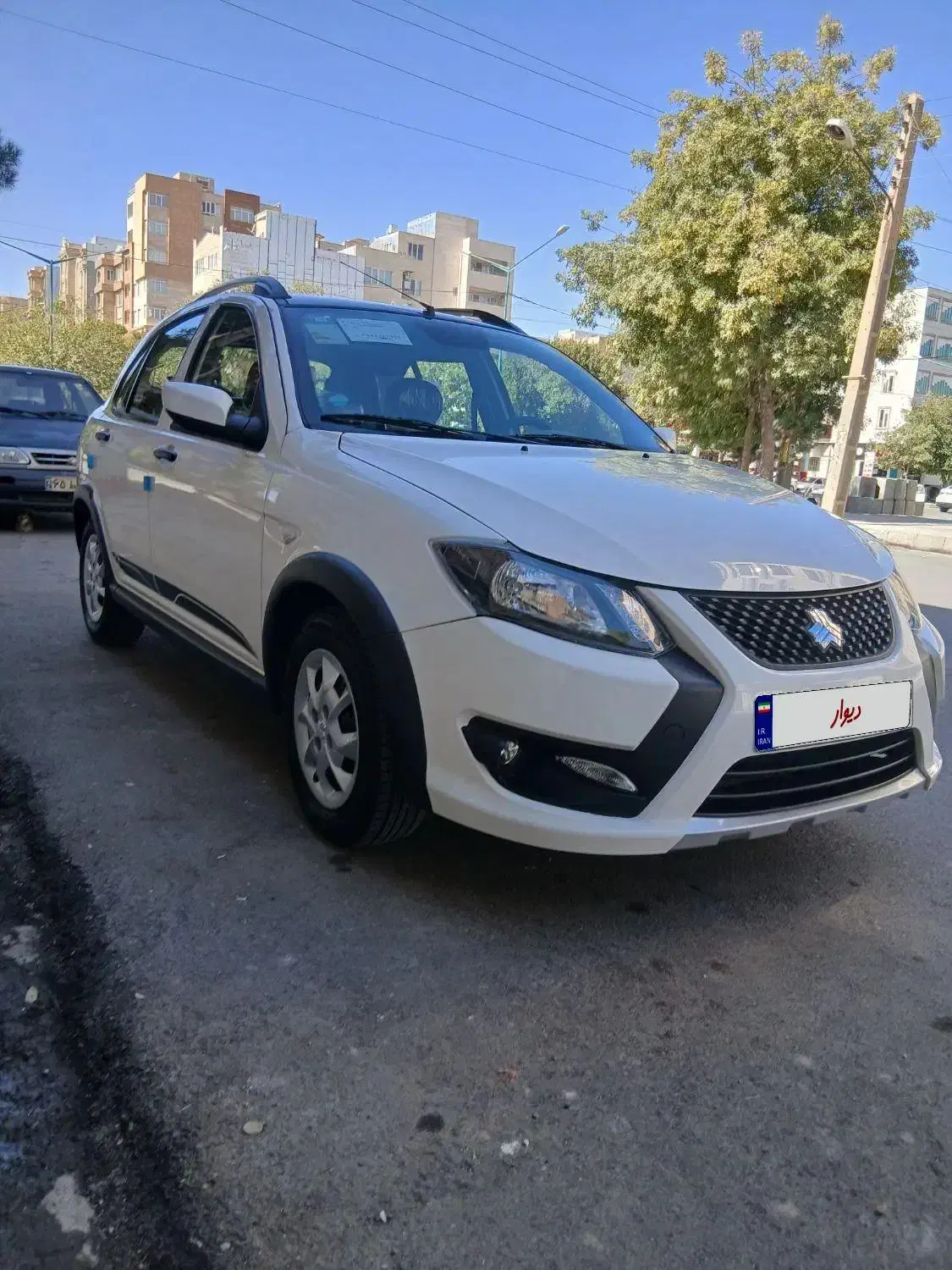 کوییک سفید مشکی RS دنده ای مدل ۱۴۰۴|خودرو سواری و وانت|کرمانشاه, |دیوار