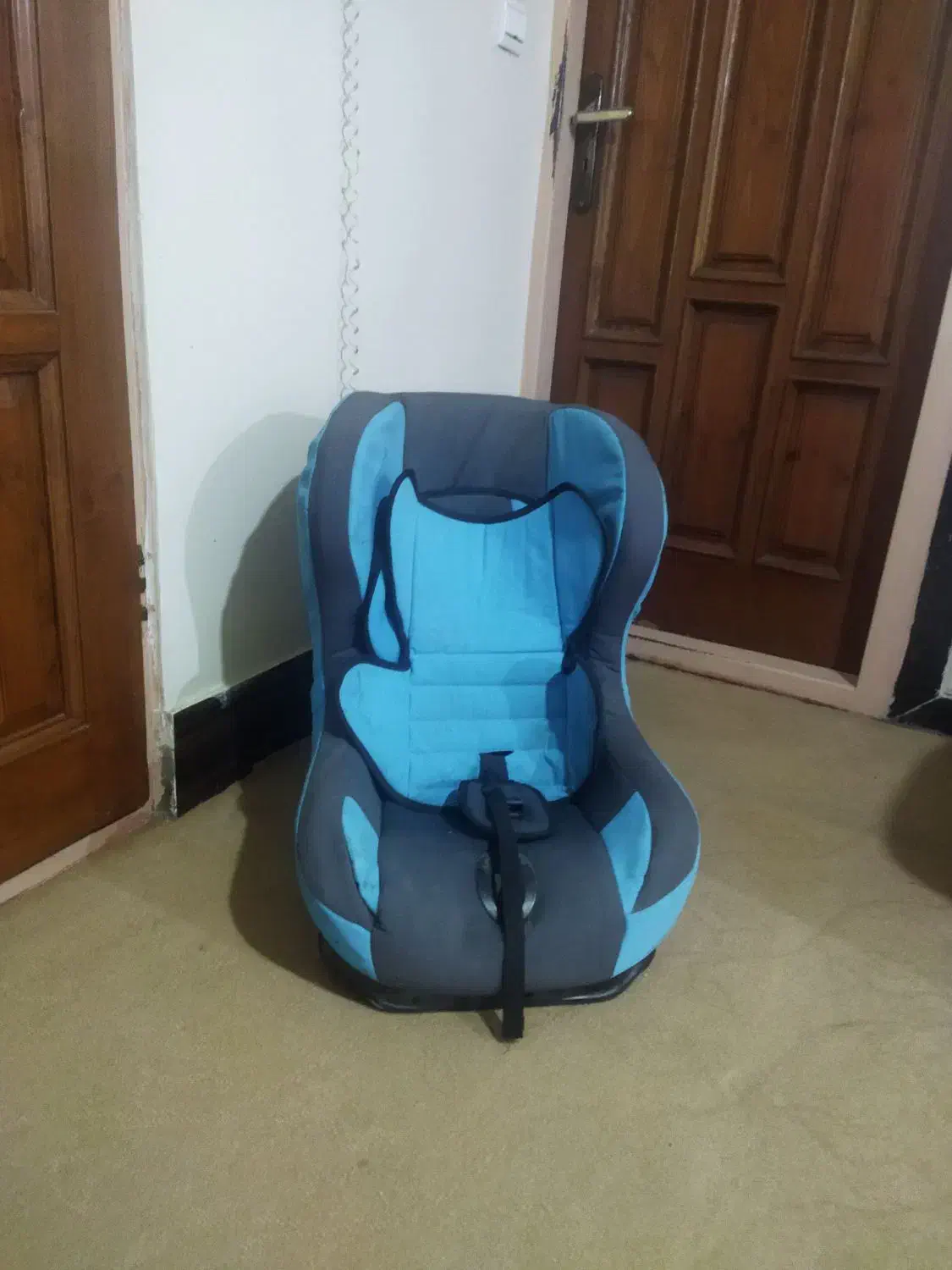 صندلی کودک|تخت و صندلی بچه|میانه, |دیوار