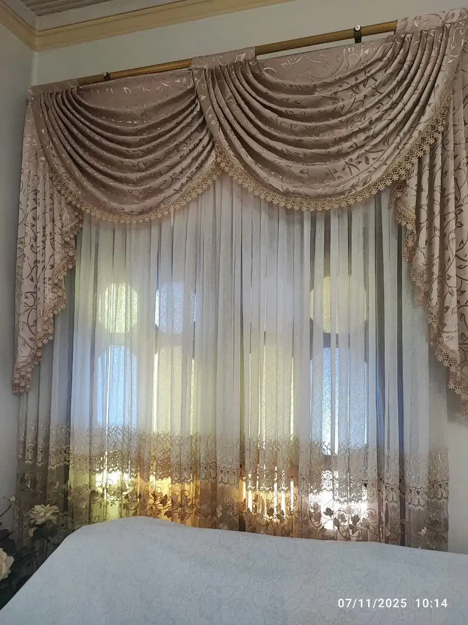 سه عدد پرده همراه باوالان و میل پرده|پرده، رانر، رومیزی|صومعهسرا, |دیوار