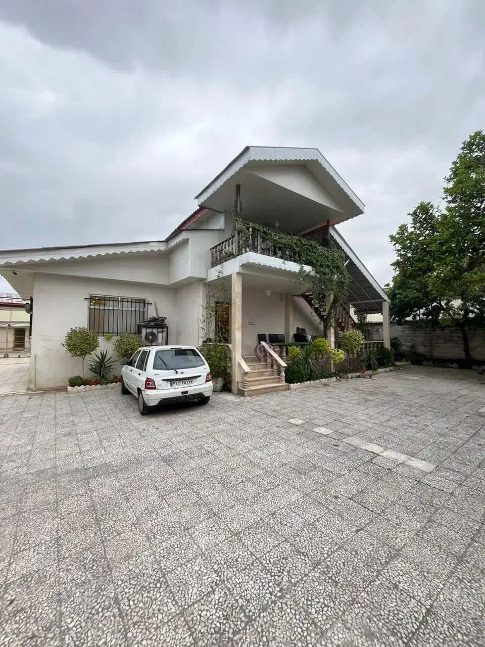 خونه باغ 700متری سندتکبرگ/3خواب/فروش فوری زیر قیمت|فروش خانه و ویلا|زیباکنار, |دیوار