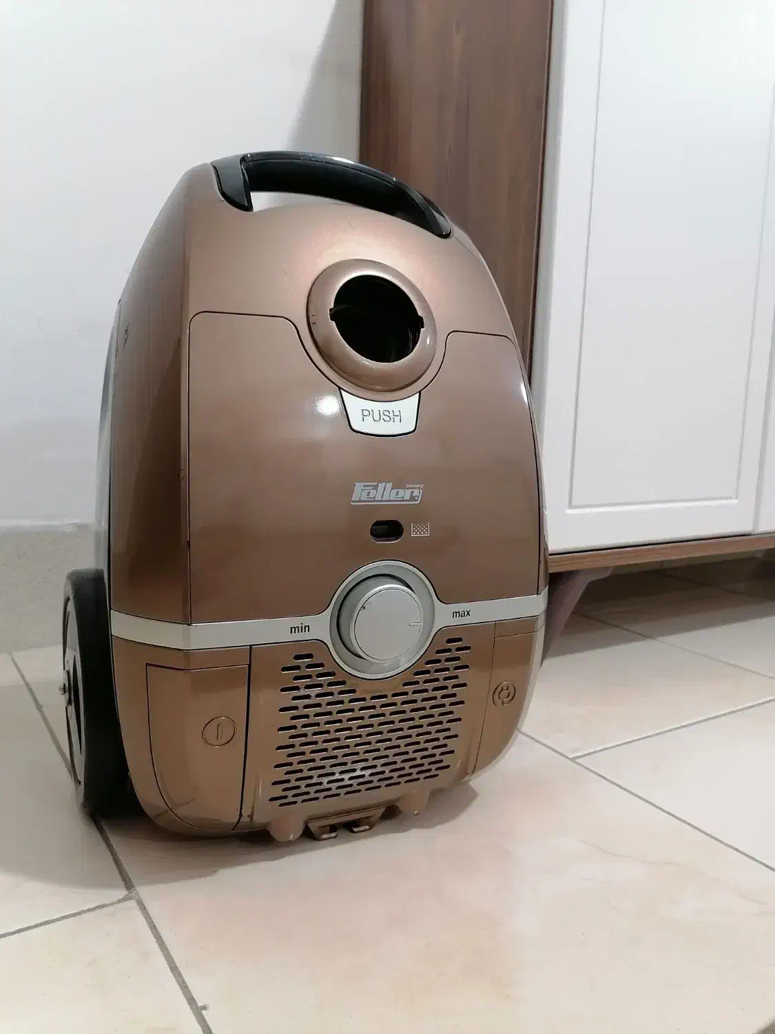 جارو برقی سالم مارک فلر موتور سالم تمیز|جاروبرقی، جارو شارژی، بخارشو|کاشان, گبرها|دیوار