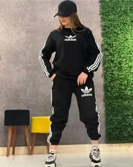 پوشاک باران|لباس|پردیس, فاز ۸|دیوار