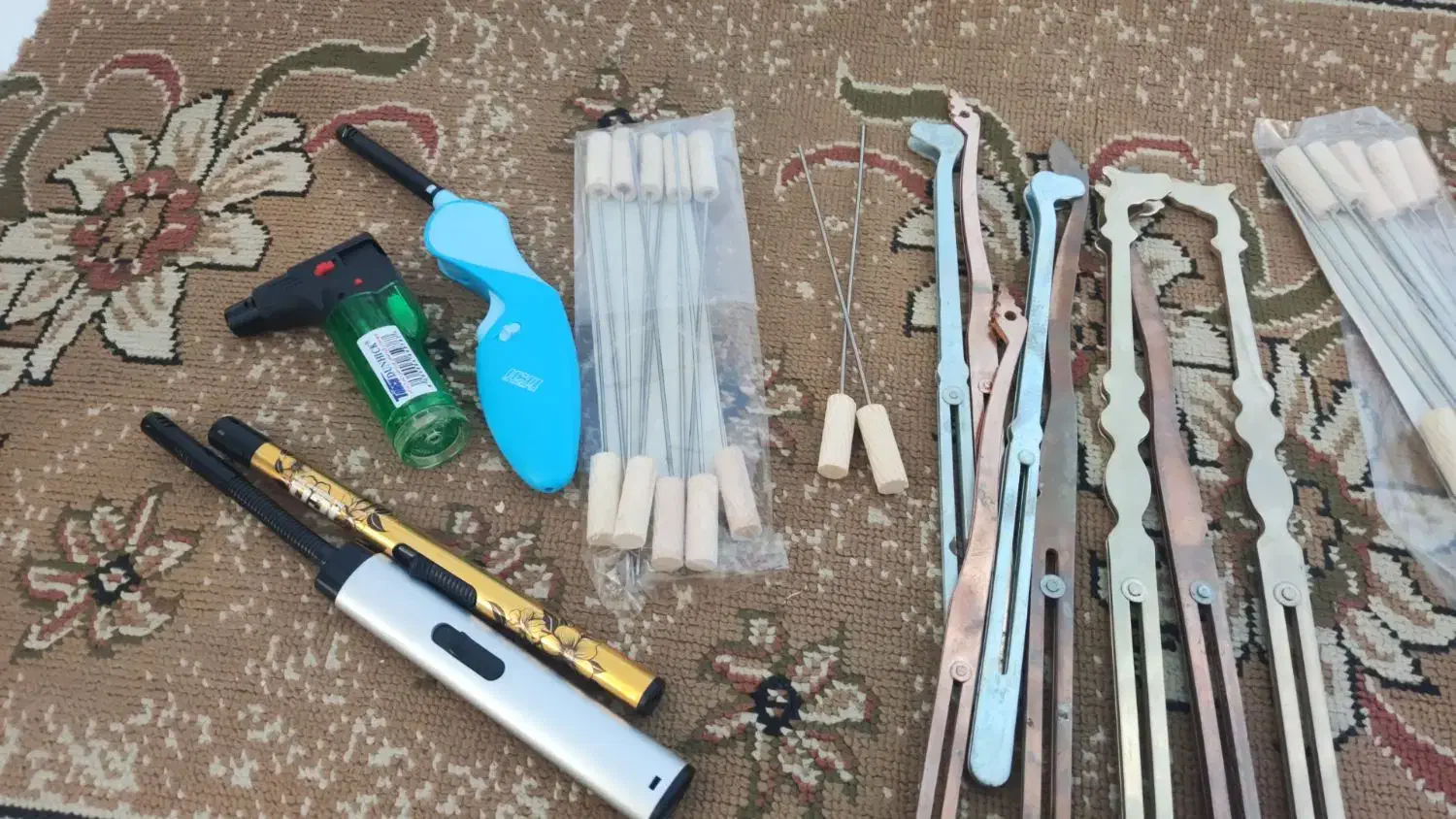 انواع فندک آشپزخونه و مقاش و گاز فندک و انواع سیخ|ظروف پخت‌وپز|ایذه, |دیوار