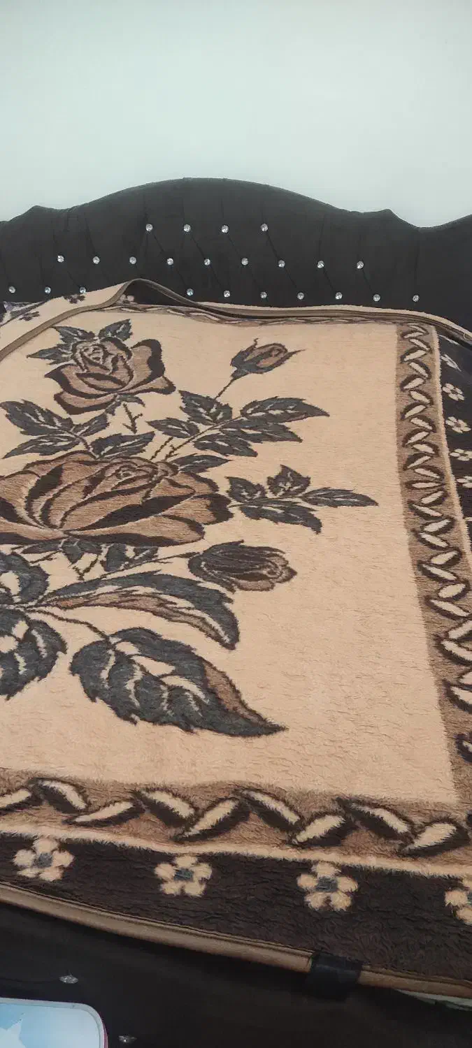 تخت دونفره|تخت و سرویس خواب|قرچک, شهرک طلائیه|دیوار