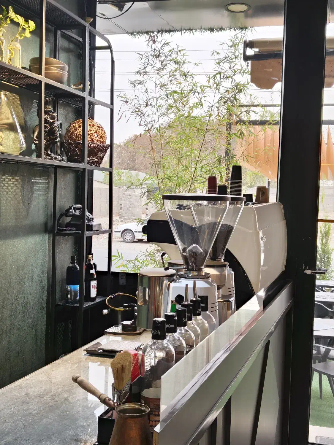 باریستا پاره وقت|استخدام خدمات فروشگاه و رستوران|هشتگرد, تهران دشت|دیوار