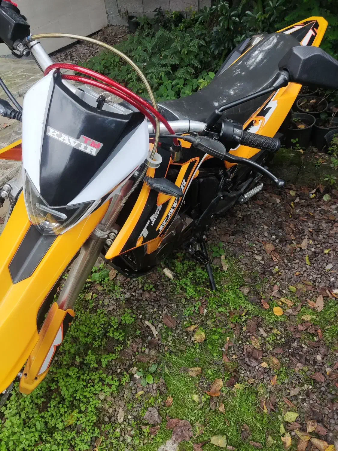 تریلر t4|موتورسیکلت|لاهیجان, شقایق|دیوار