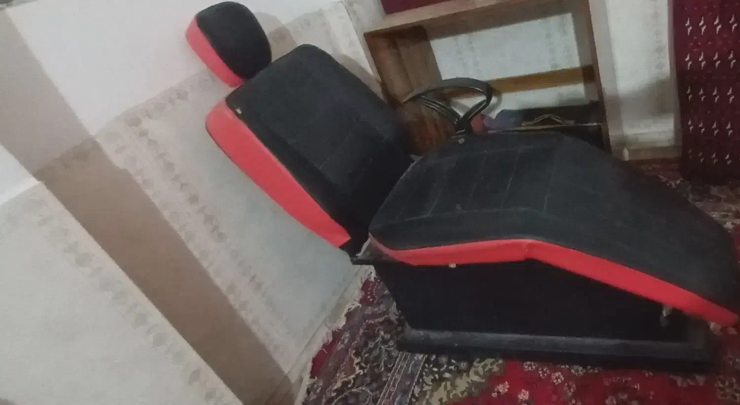 صندلی آرایشگاه  زنانه در حد نو|آرایشگاه و سالن‌های زیبایی|رضویه, |دیوار