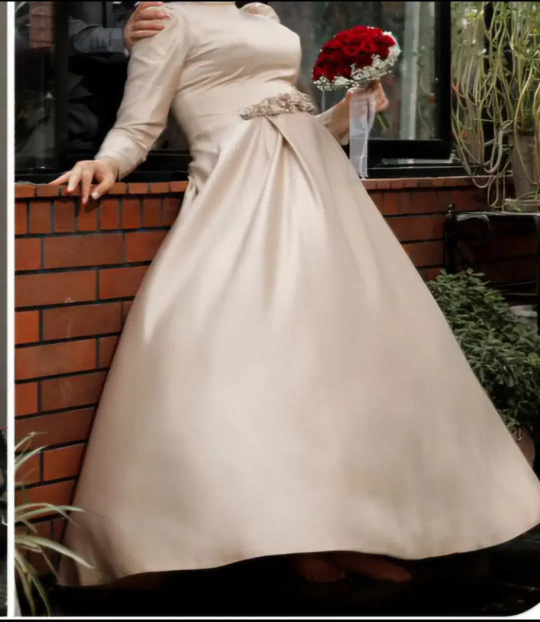 اجاره لباس عقد|لباس|ساری, |دیوار