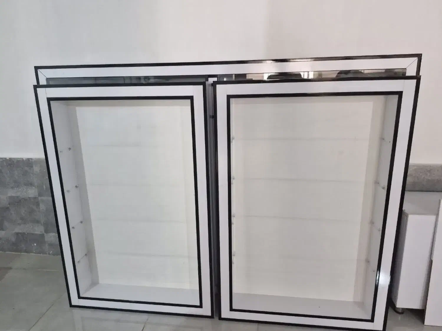 ویترین ام دی اف|فروشگاه و مغازه|خرمآباد, |دیوار