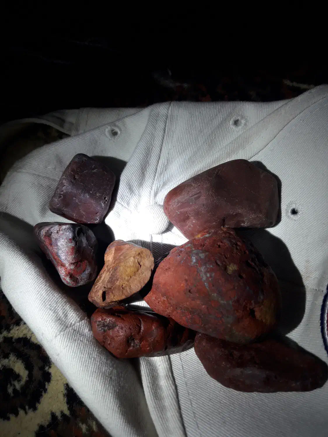 جاسپر قرمز سنگ ارام بخش روح جسم|جواهرات|رشت, چله خانه|دیوار