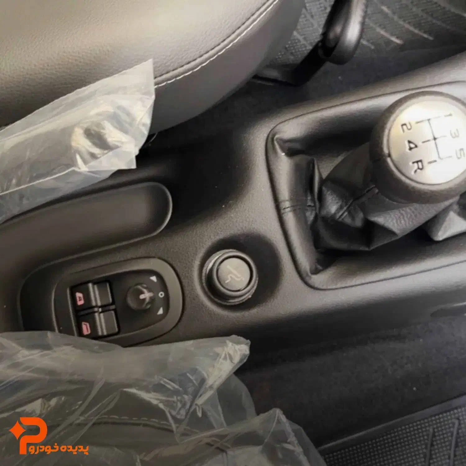 پژو 207 tu5p دنده سقف شیشه ای صفر|خودرو سواری و وانت|باغ بهادران, |دیوار