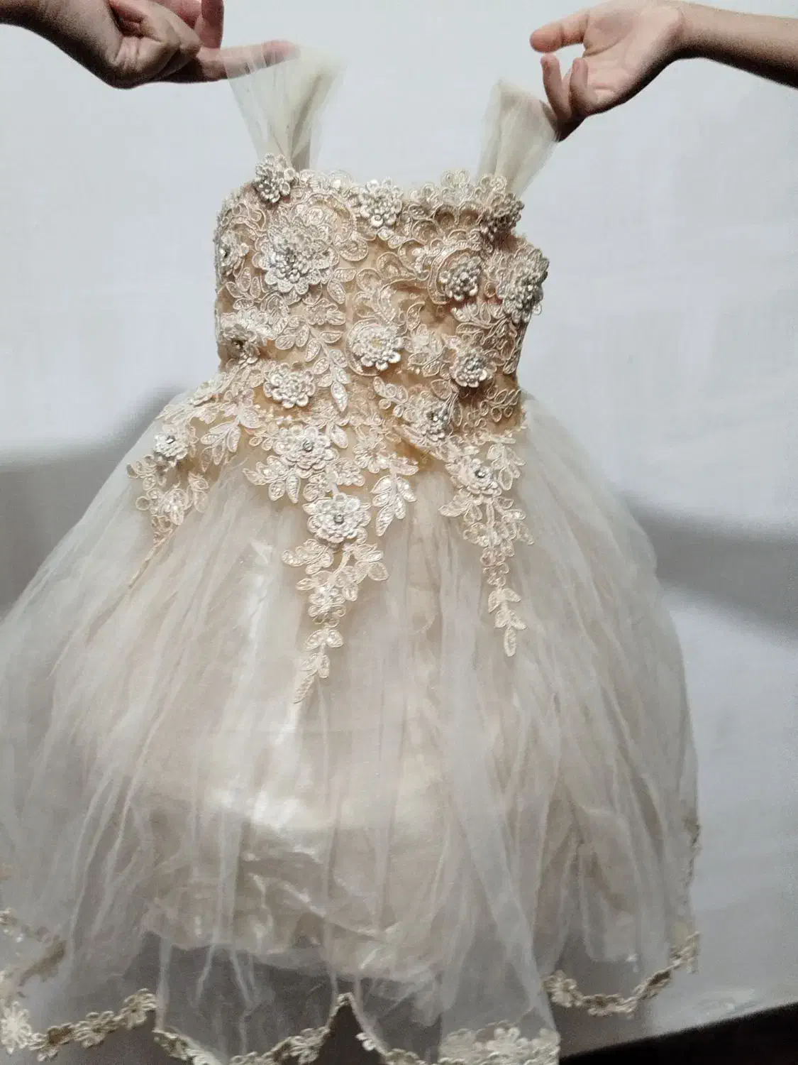 لباس مجلسی بچگانه دخترانه|کفش و لباس بچه|رشت, معلولین|دیوار