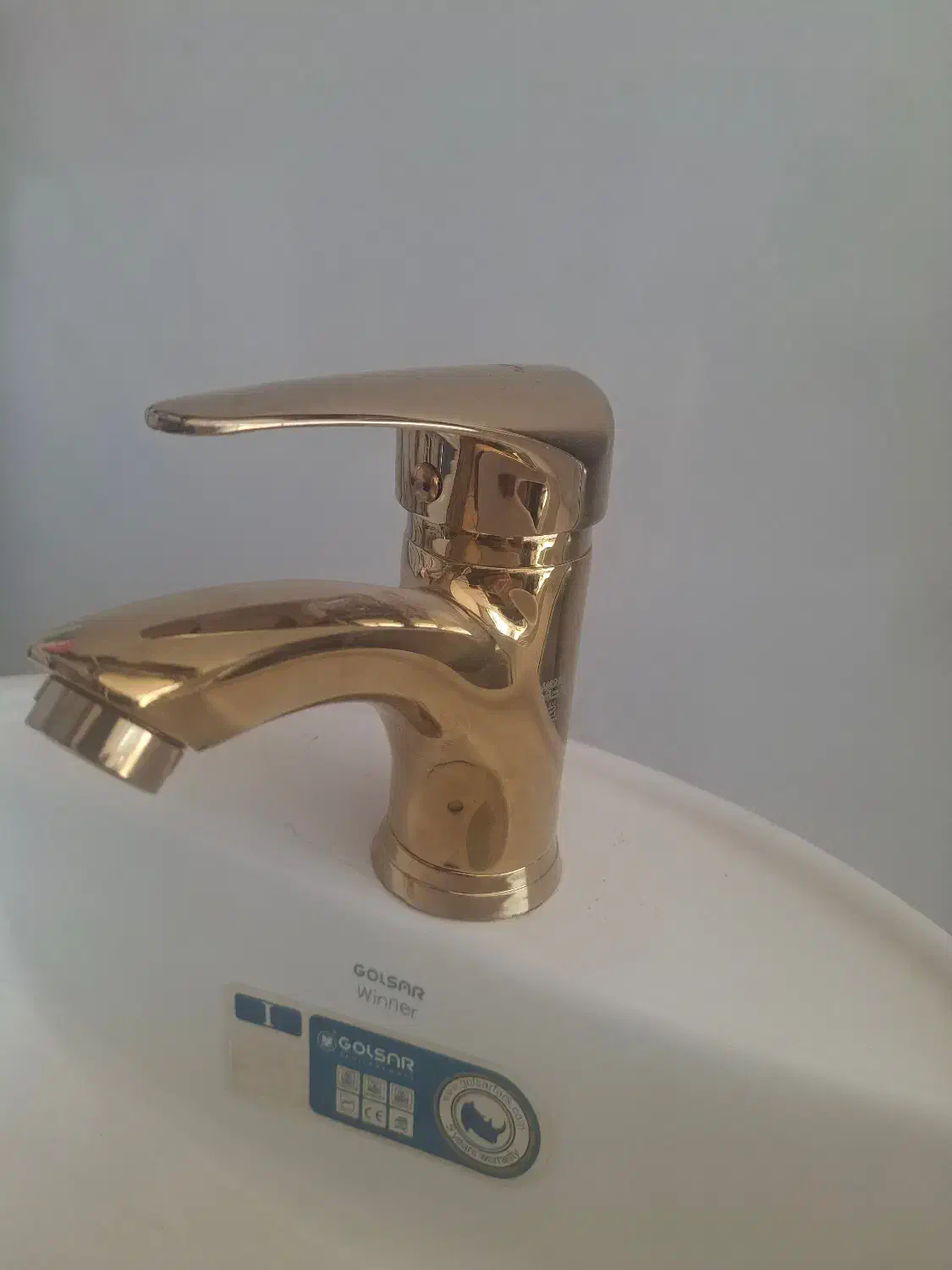 شیر آلات ساختمانی کیفیت عالی و اقتصادی|لوازم سرویس بهداشتی|فولادشهر, سایت صنعتی کاوه|دیوار