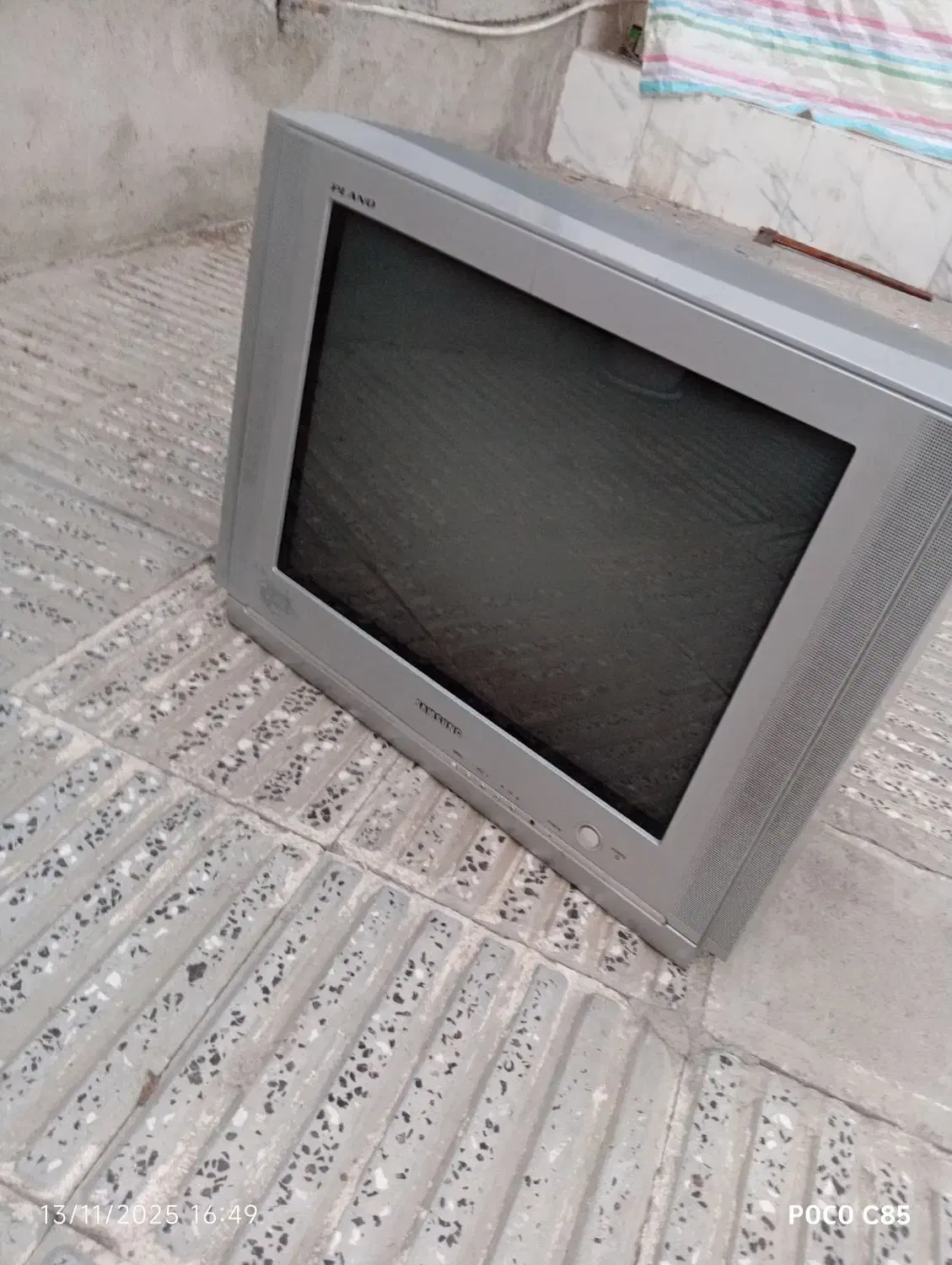 تلویزیون قدیمی|تلویزیون و پروژکتور|گرگان, |دیوار