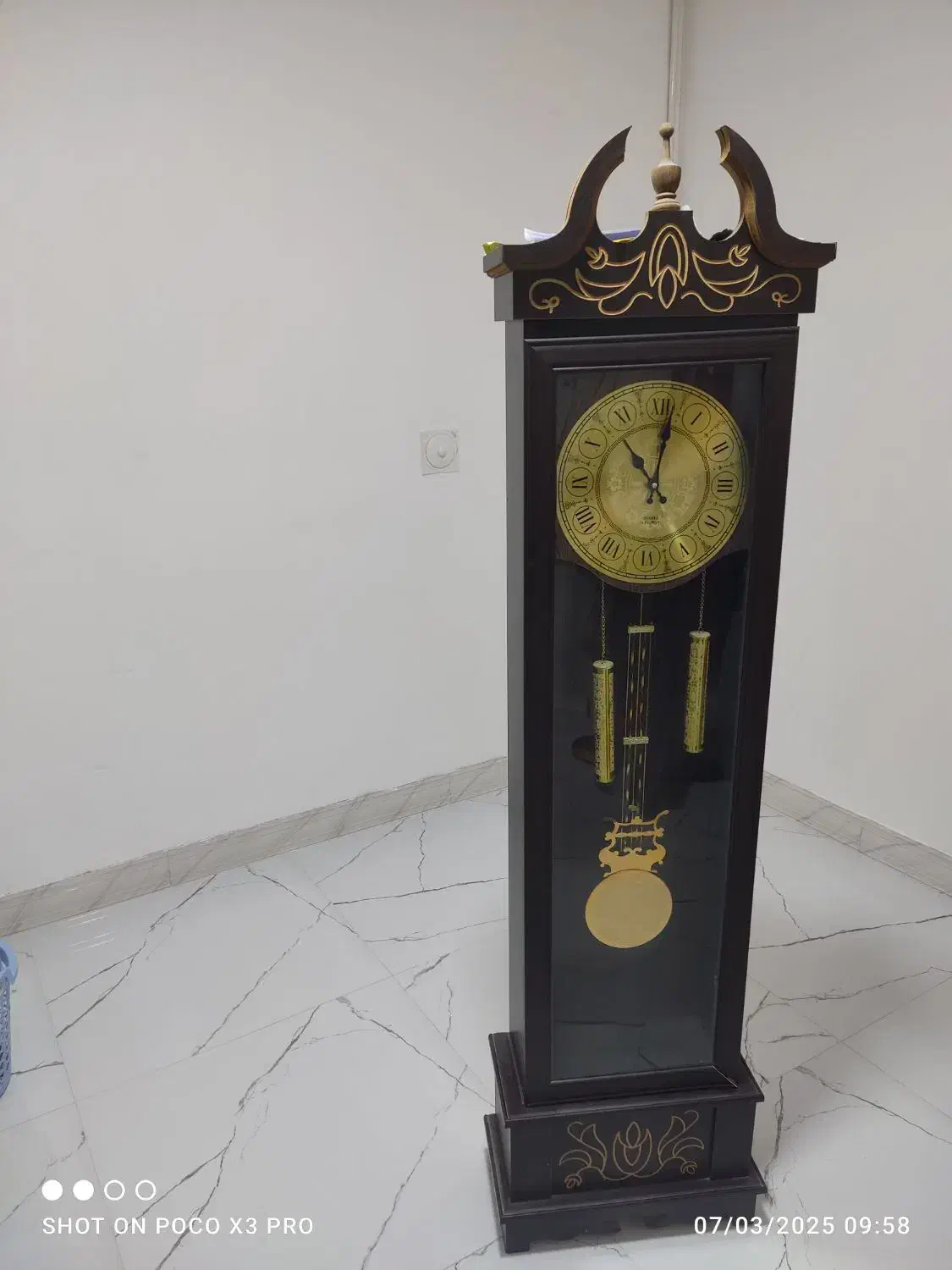 ساعت‌ایستاده|ساعت دیواری و تزئینی|سیرجان, |دیوار