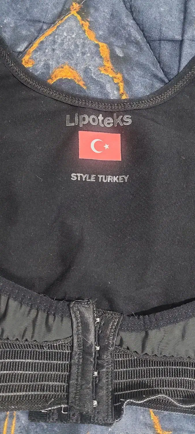 گن بازو بعد جراحی|لباس|قم, نیروگاه|دیوار