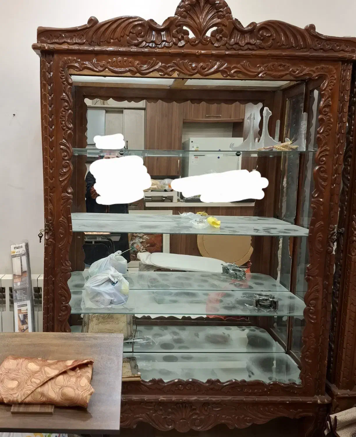 بوفه چوب گردو قدیمی ، منبت کاری شده|بوفه، ویترین، کنسول|تهران, زیبادشت|دیوار